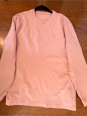J Crew Men’s size Large Pink Long Sleeve heritage relaxed  Tee